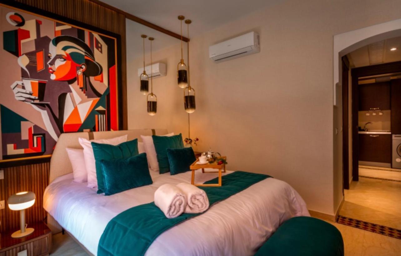 Logement De Luxe Avec Piscine, Hivernage 马拉喀什 外观 照片